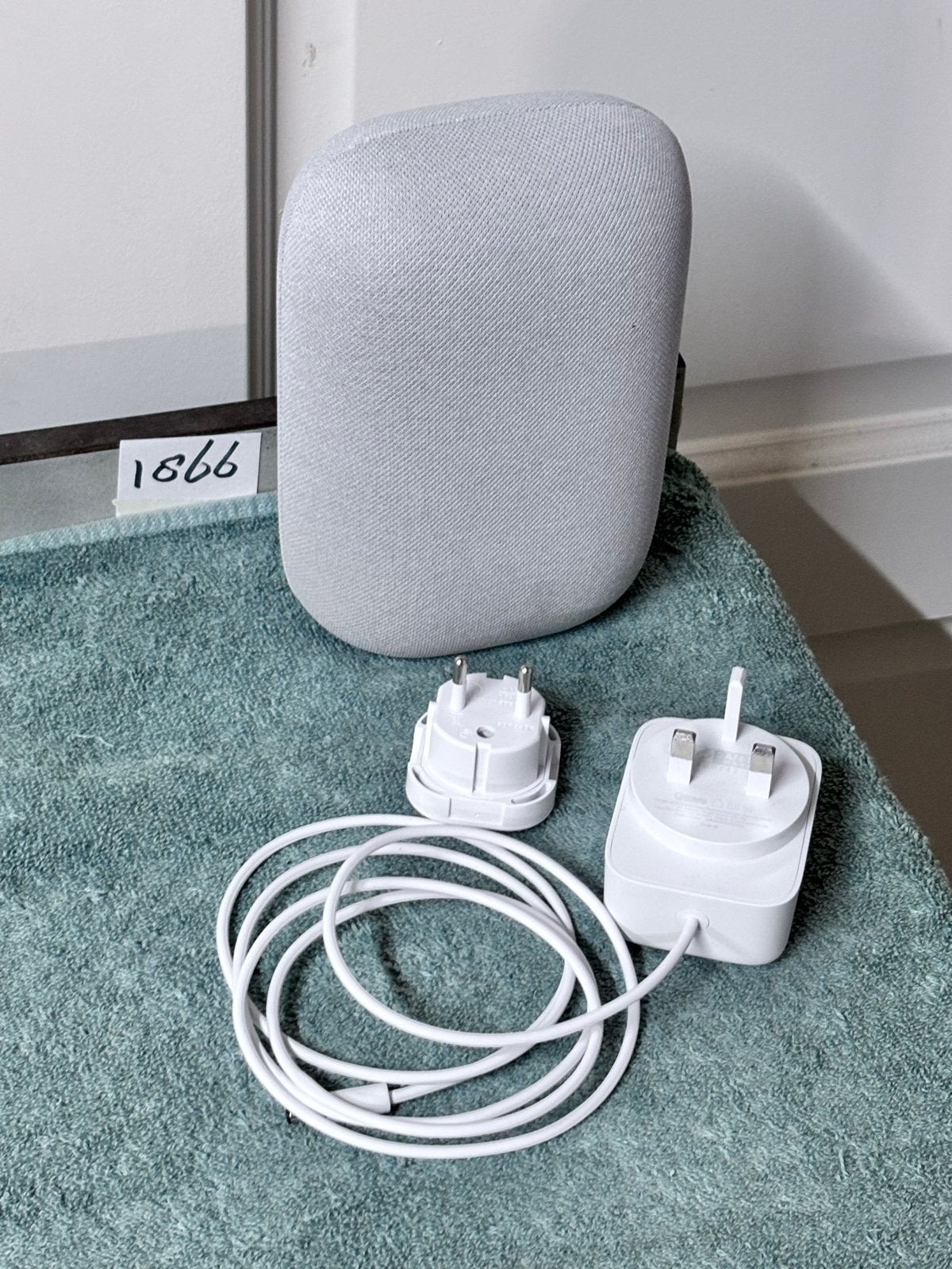 Google Nest Audio Chalk Slimme Speaker, Slimme speaker, Ophalen of Verzenden, Bluetooth, Minder dan 60 watt
