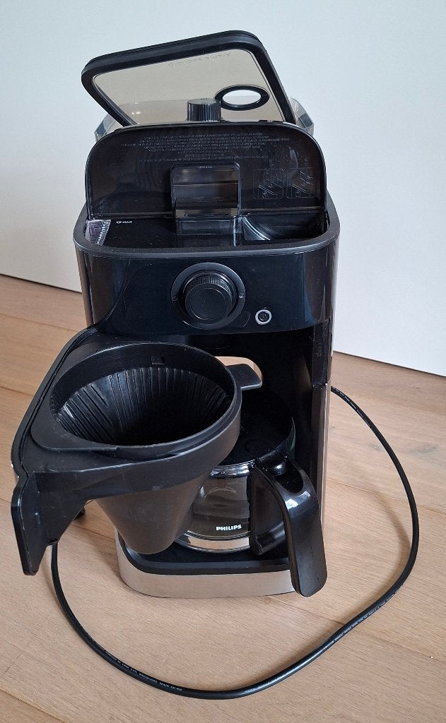 Grind & Brew HD7767/00 koffiemachine van Philips, Witgoed en Apparatuur, Ophalen, Koffiemachine, Zo goed als nieuw, 4 tot 10 kopjes