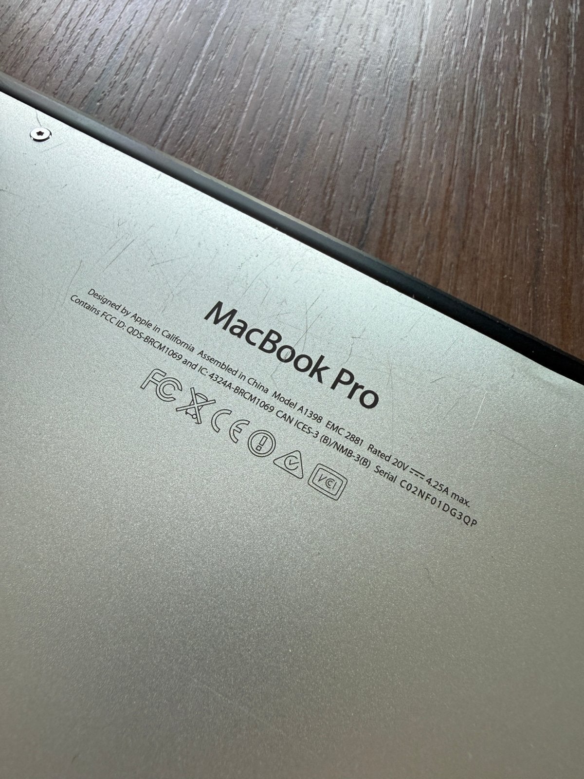 MacBook Pro A1398 met defect scherm (voor onderdelen), Ophalen, Niet werkend, 15 inch, MacBook Pro