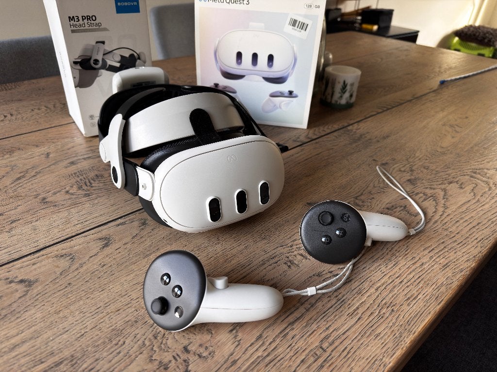 Meta Quest 3 128GB met BoboVR M3 Pro Head Strap, Ophalen of Verzenden, Zo goed als nieuw, VR-bril, Pc