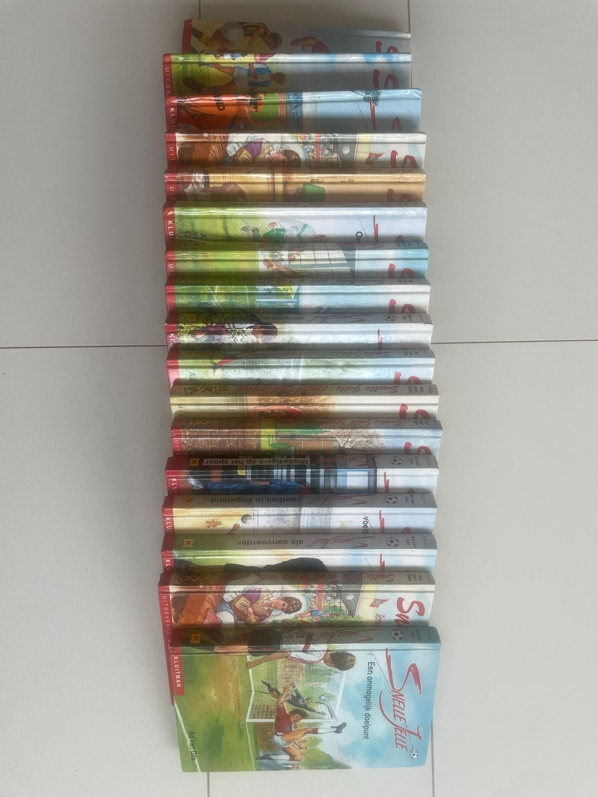 17 Snelle Jelle voetbalboeken, Boeken, Ophalen of Verzenden, Gelezen