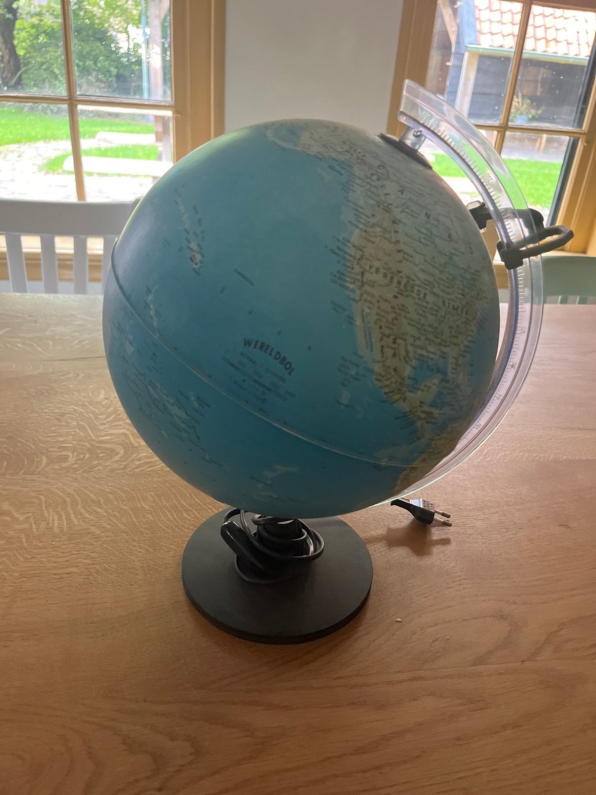 GRATIS - Verlichte Wereldbol - Educatief en Decoratief, Ophalen, Gebruikt, Kunststof, Draaibaar