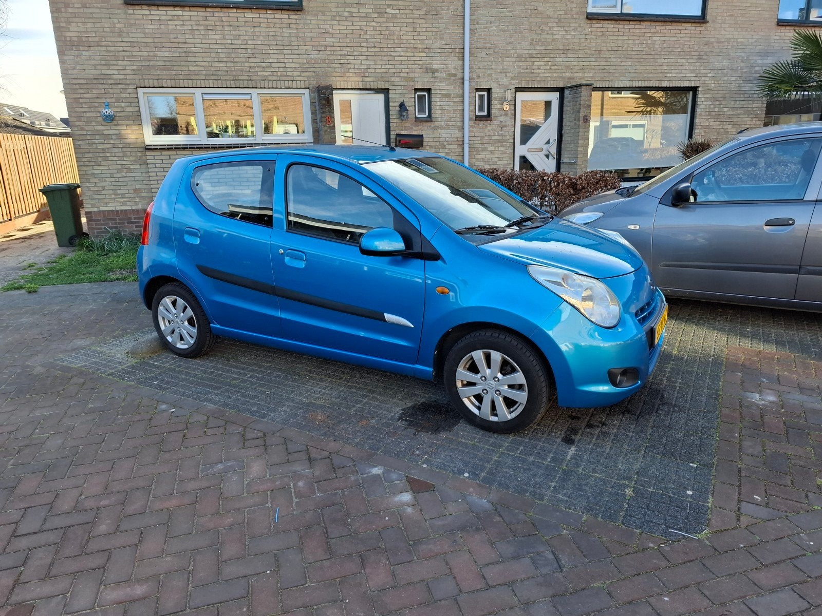 Suzuki Alto 1.0 2012 Blauw exclusive!  (Nap), Auto's, Suzuki, Voorwielaandrijving, 200 kg, Origineel Nederlands, Handgeschakeld