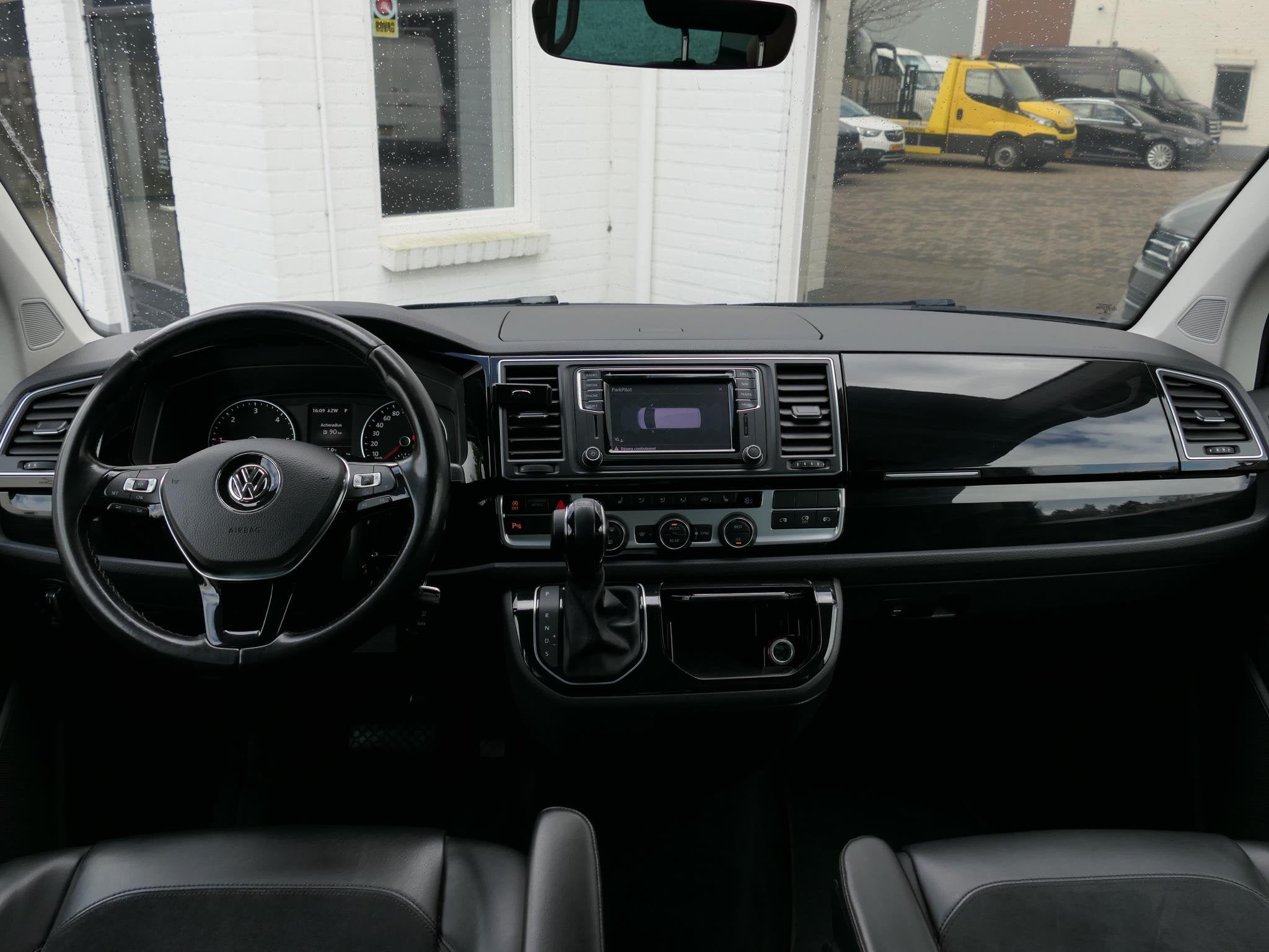Volkswagen Transporter Multivan 2.0 TDI L1H1 Highline | Elek, Auto's, Gebruikt, Volkswagen, Bedrijf, Diesel