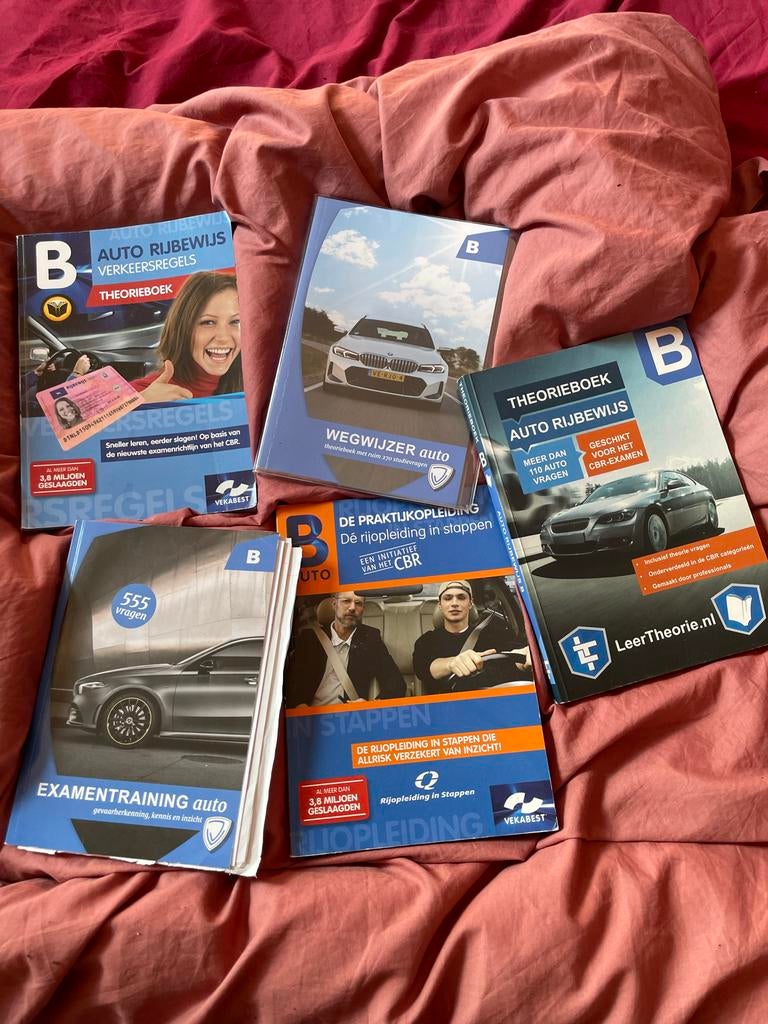 Rijbewijs B theorieboeken en examentraining, Ophalen, Zo goed als nieuw