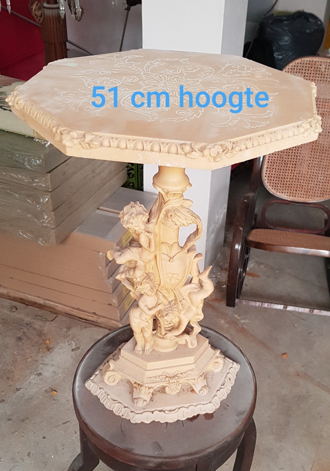 Chinees tafeltje, Ophalen, Zo goed als nieuw
