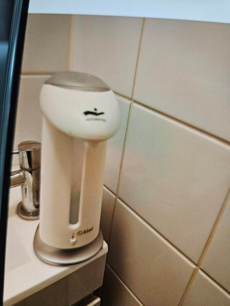 Automatische zeeppomp zeepdispenser, Ophalen