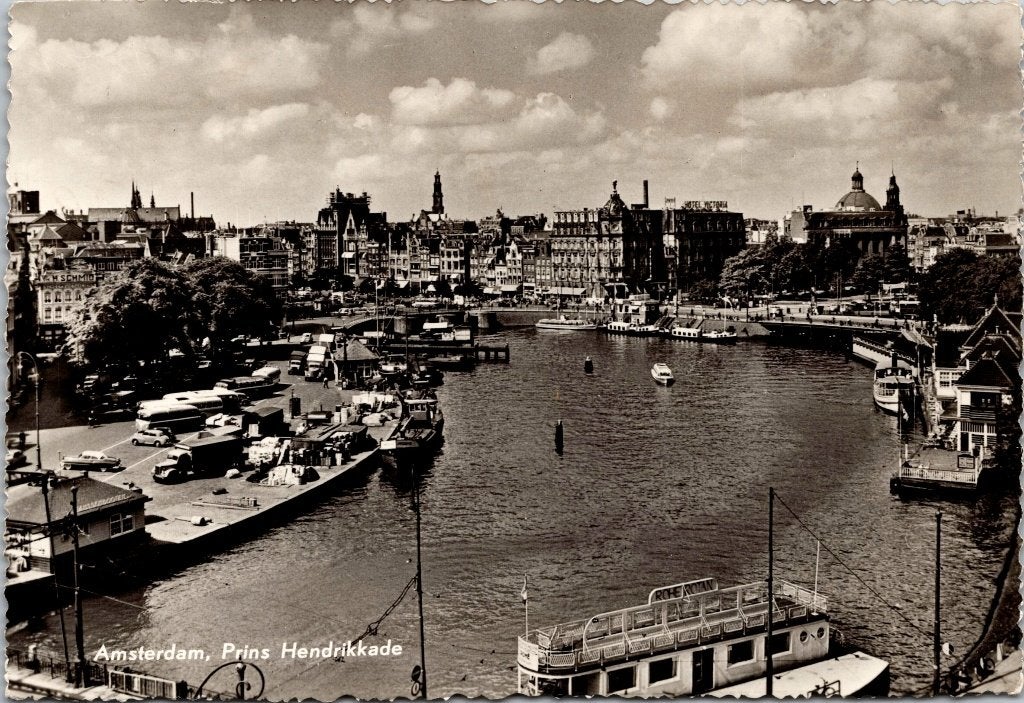 Amsterdam Prins Hendrikkade z/w - 10 oude ansichtkaarten