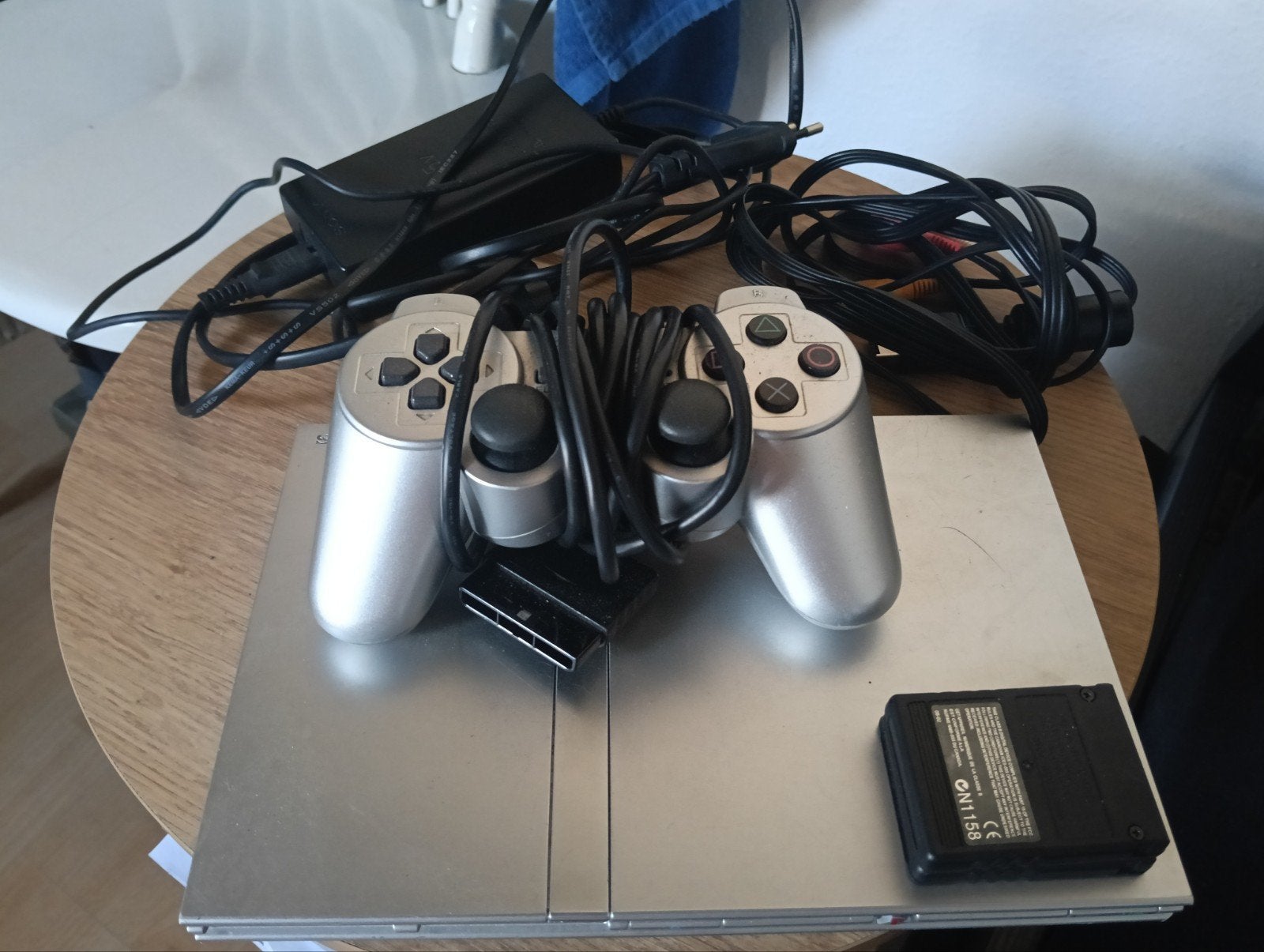 Sony PlayStation 2 Slim met controller en geheugenkaarten, Spelcomputers en Games, Ophalen