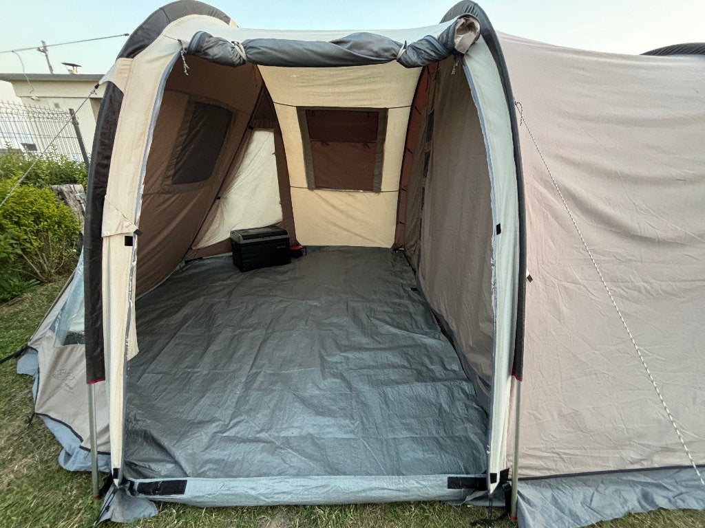 Bardani Tonino 5 persoons tent + bijpassende 2 persoons tent, Caravans en Kamperen, Ophalen, Zo goed als nieuw, Meer dan 6