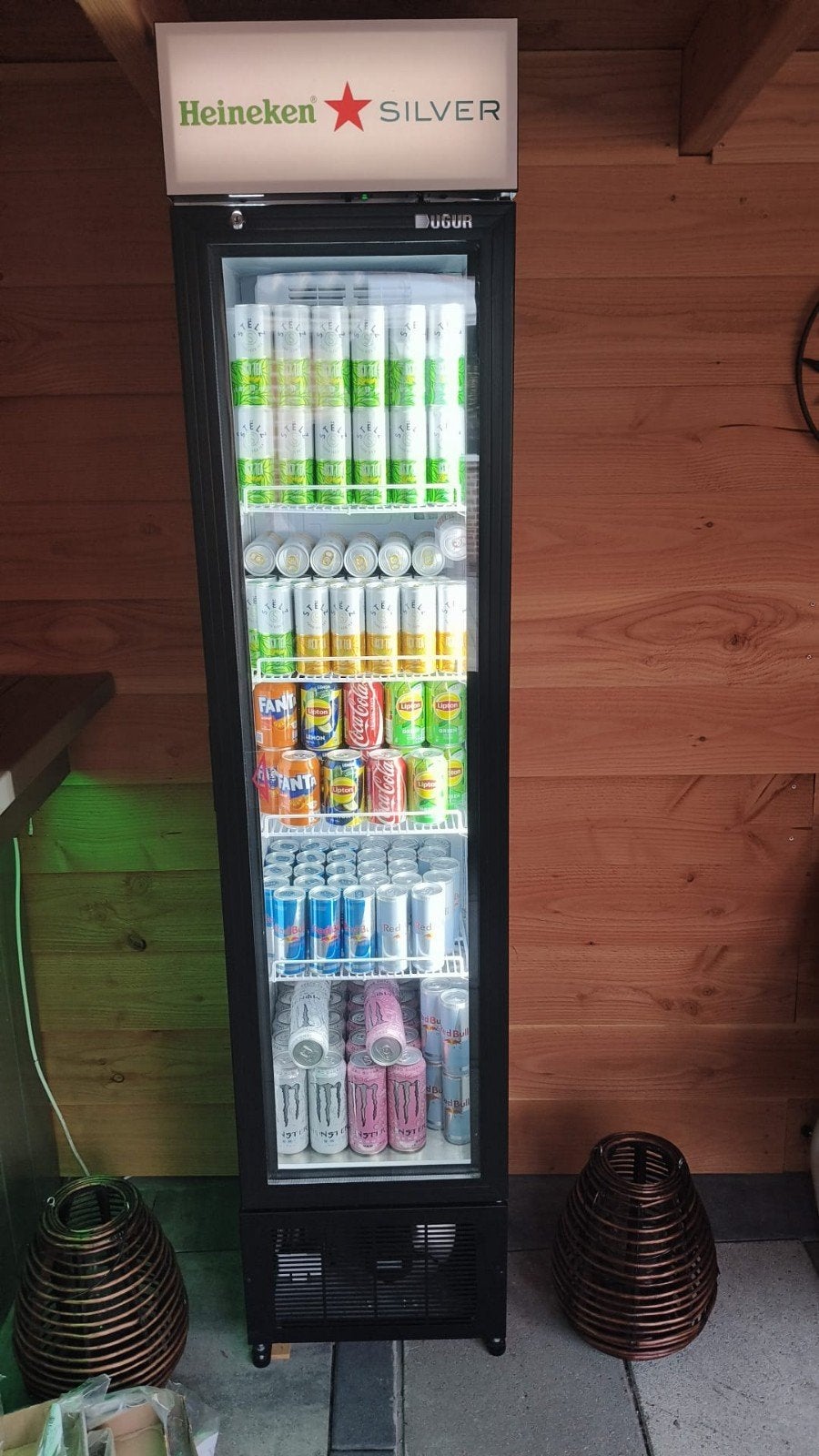 Heineken Silver Koelkast - Perfect voor Drankjes, Ophalen, Zonder vriesvak, 100 tot 150 liter, 160 cm of meer