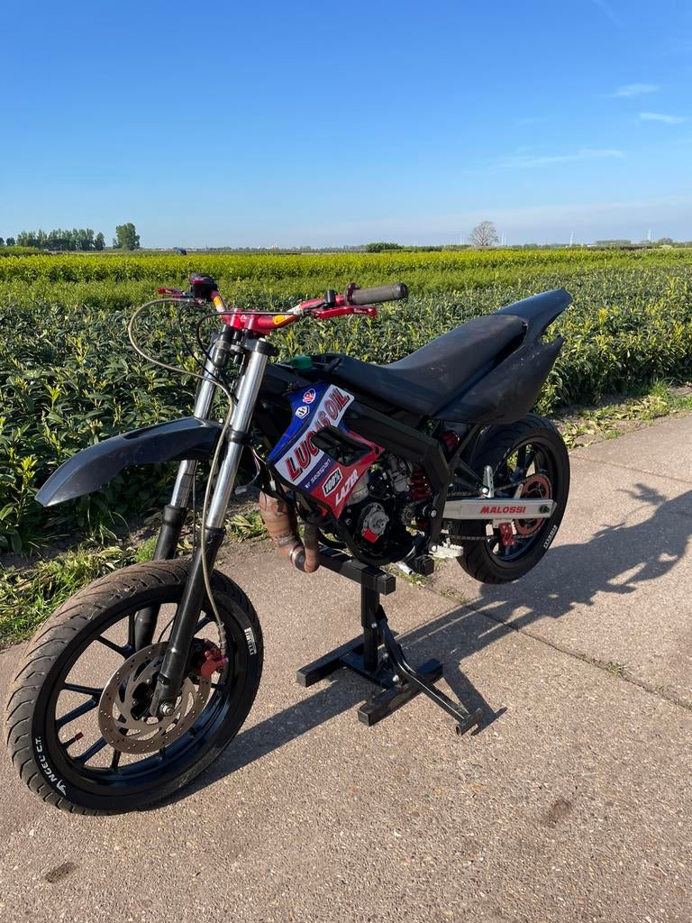 Derbi Senda project, Fietsen en Brommers, Ophalen, 6 versnellingen, Zo goed als nieuw, 50 cc