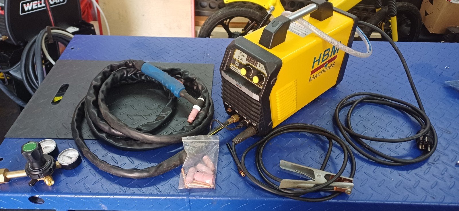 Hbm 200 tig, Ophalen