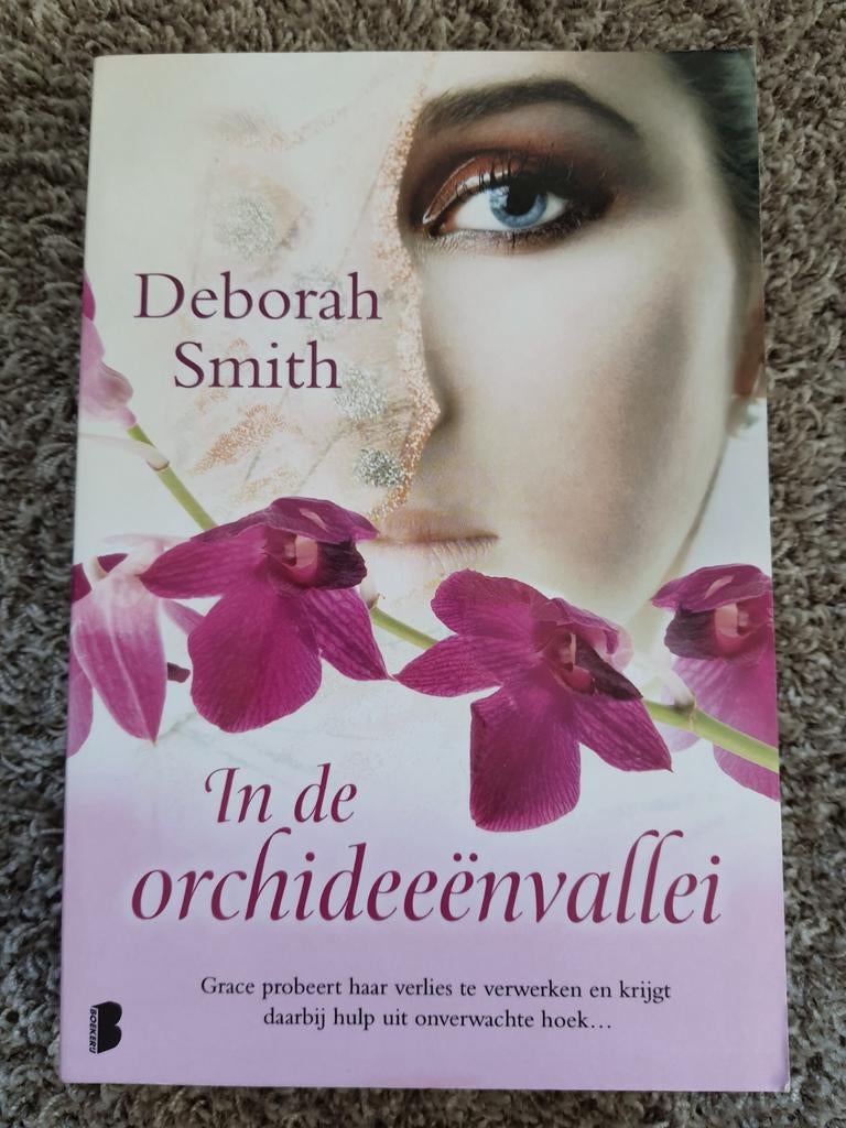 In de orchideeënvallei - Deborah Smith, Ophalen of Verzenden, Gelezen, Deborah Smith, Nederland