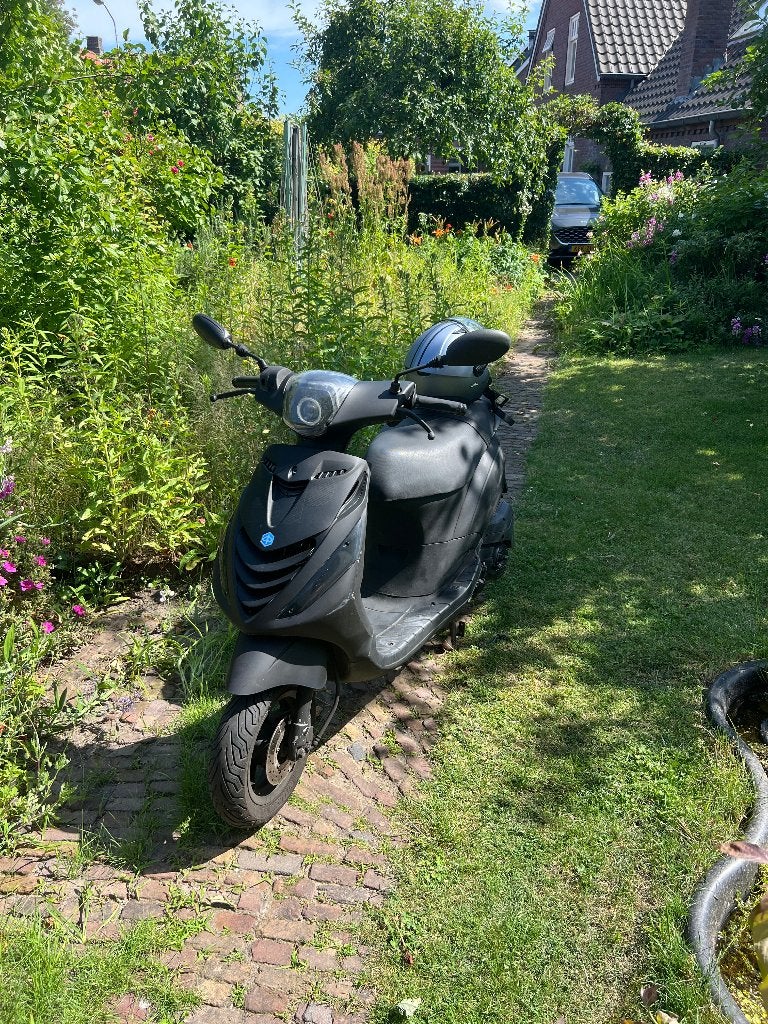 Piaggio Zip 2016 4t Angle Eye, Ophalen, Gebruikt, Zip, Benzine