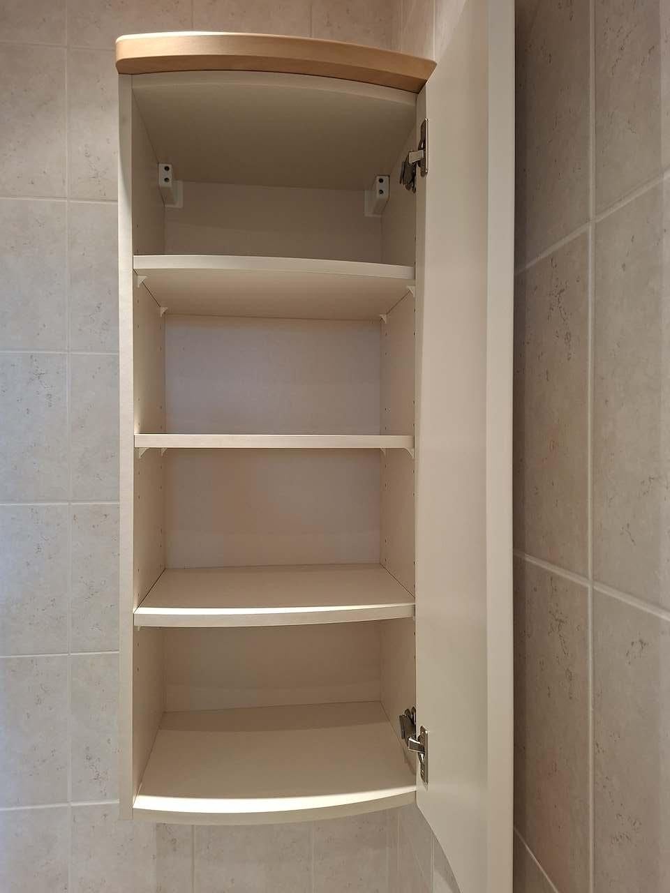 Hangkast badkamer - Crème met houtlook, Ophalen, Minder dan 50 cm, Gebruikt, 100 tot 150 cm