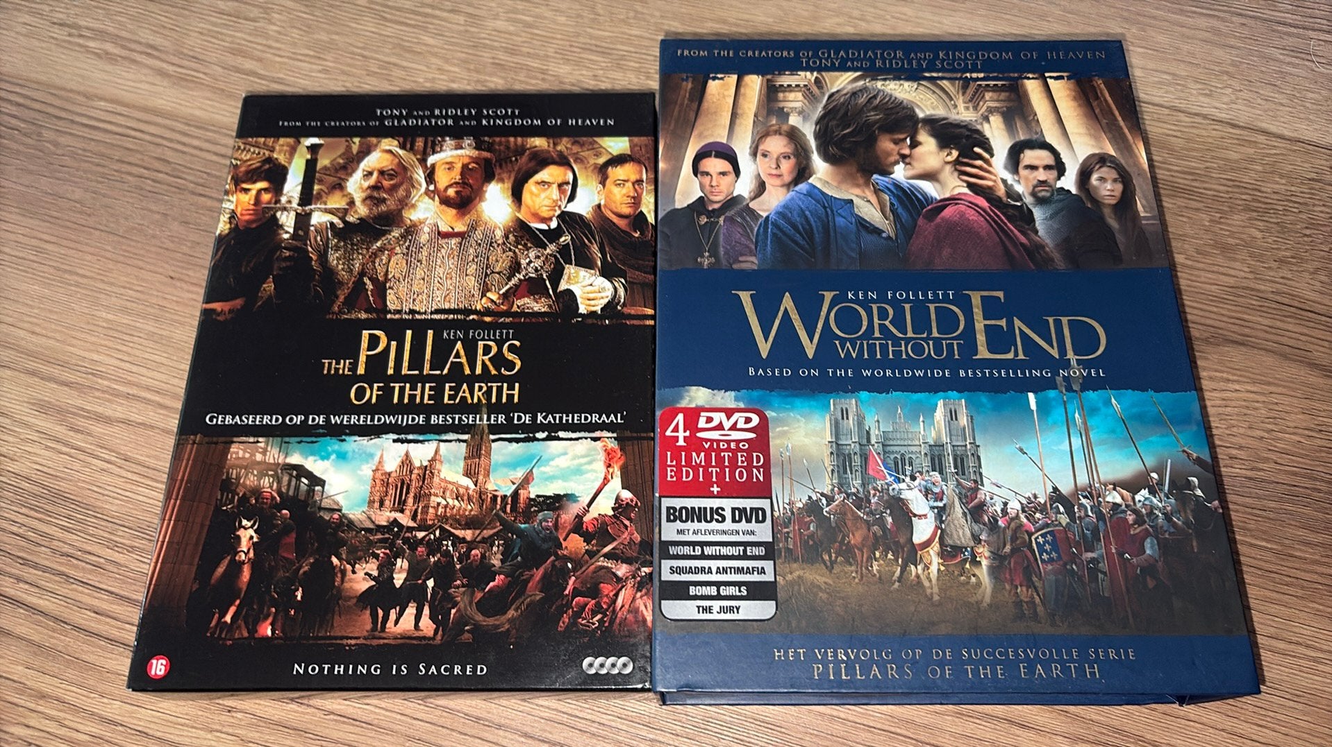 The Pillars of the Earth en World Without End. Ridleu Scott., Vanaf 16 jaar, Ophalen of Verzenden, Zo goed als nieuw, Actie en Avontuur