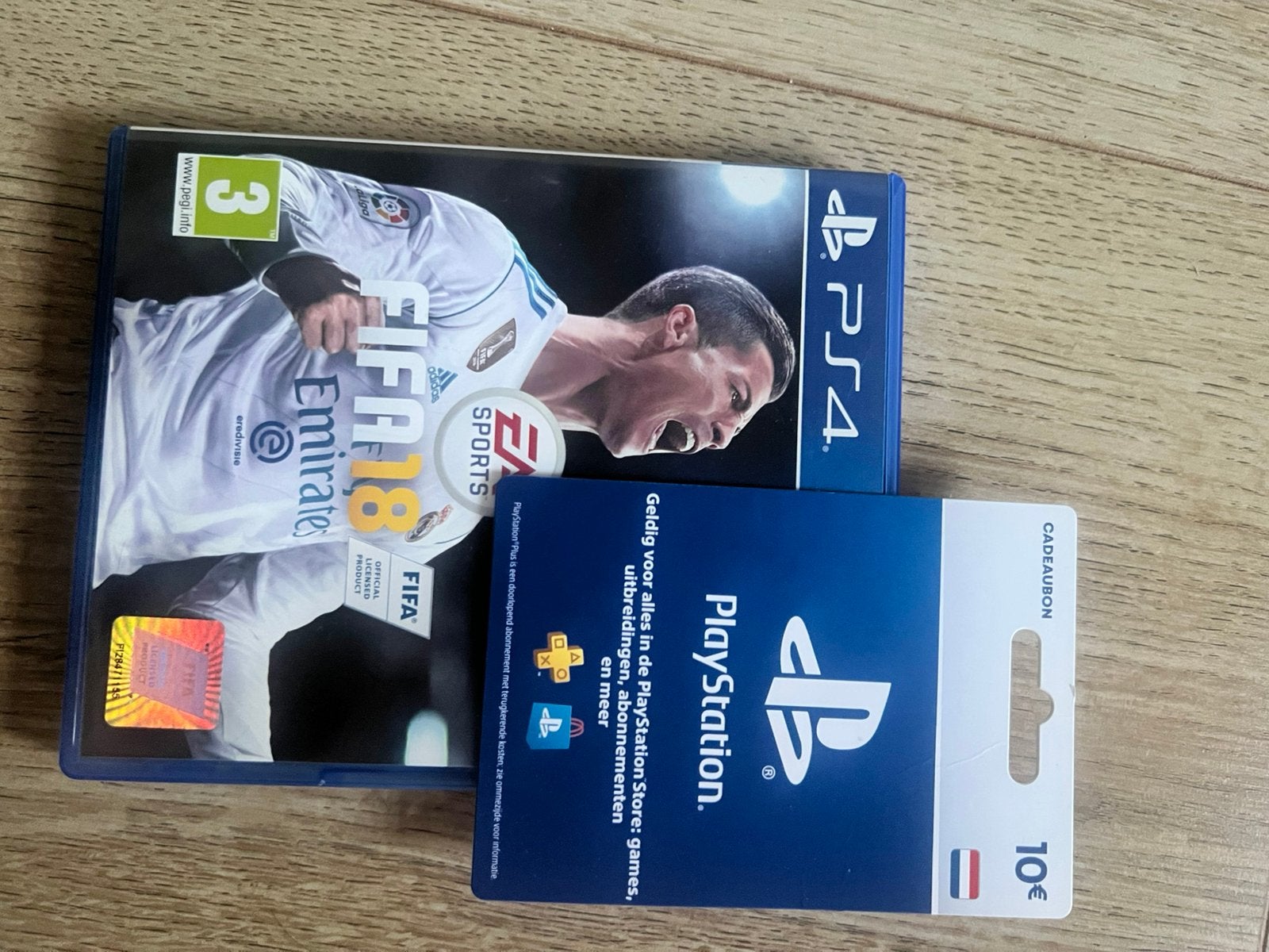 Fifa 18 + 10 euro tegoed kaart, Ophalen of Verzenden, Zo goed als nieuw, Overige typen