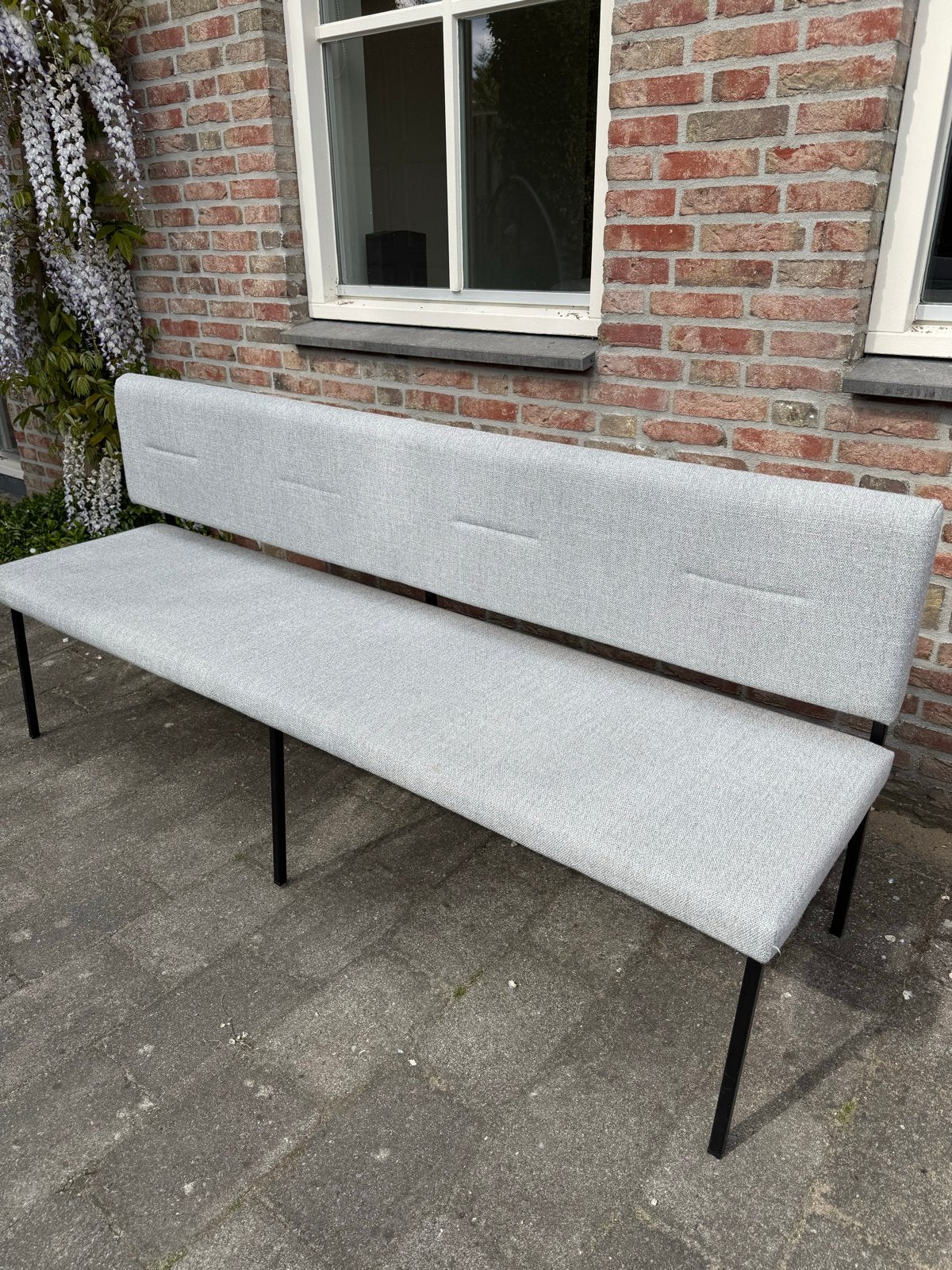 Moderne Bodilson eetbank/zitbank - Zo goed als nieuw, Huis en Inrichting, Ophalen, Drie, Zo goed als nieuw, Stof