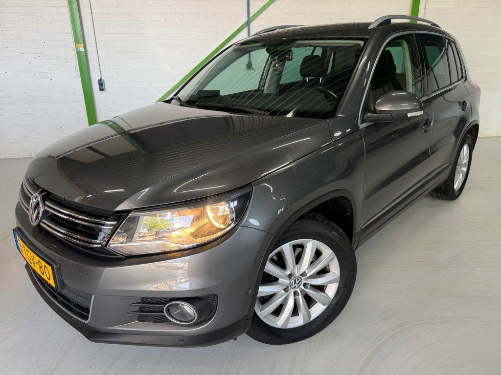 Volkswagen TIGUAN 1.4 TSI Sport & Style / Trekhaak / Park as, Voorwielaandrijving, Euro 5, 15 km/l, Gebruikt
