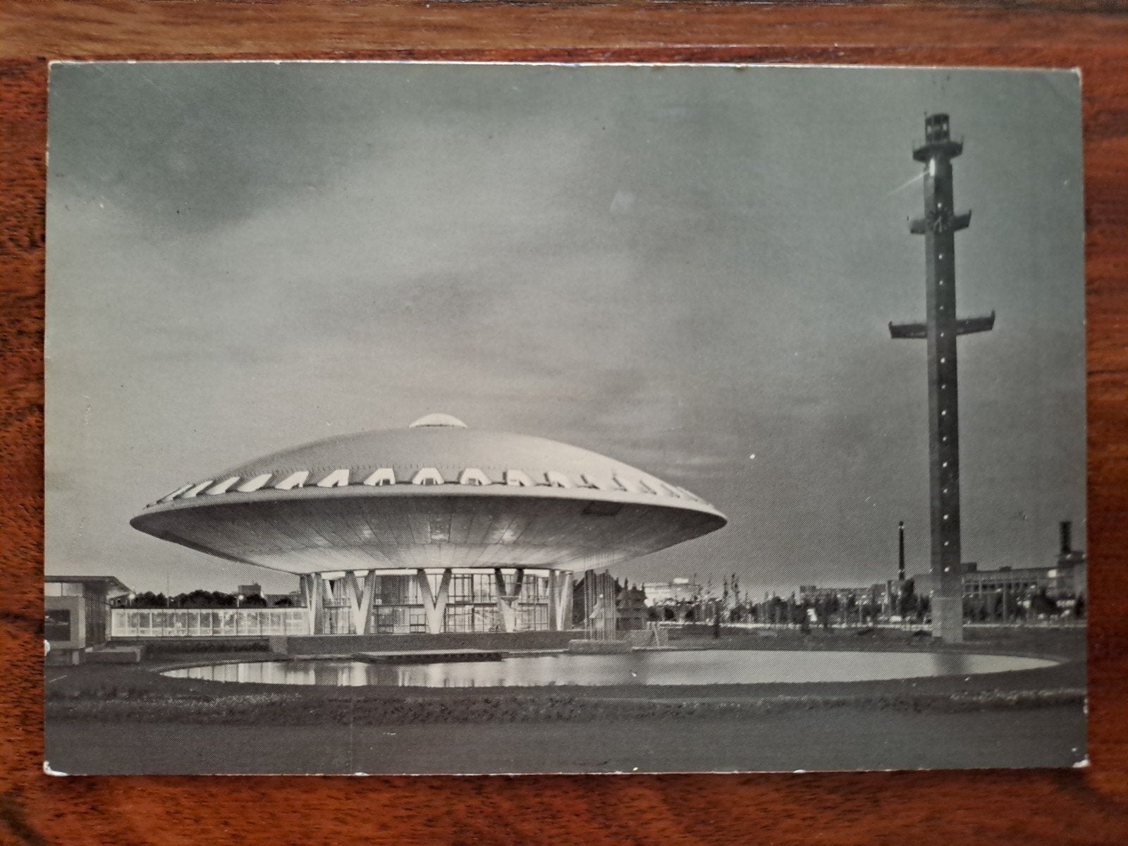 Eindhoven,  Evoluon, Ophalen of Verzenden, Noord-Brabant