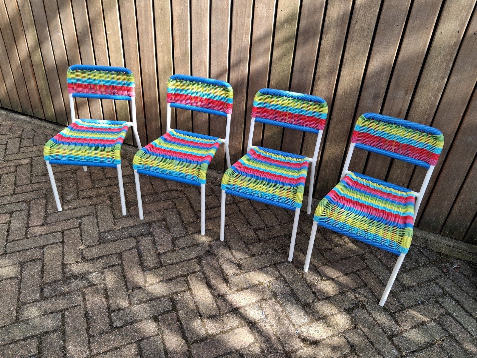 IKEA FÄRGGLAD kinderstoel – binnen & buiten, Ophalen, Gebruikt