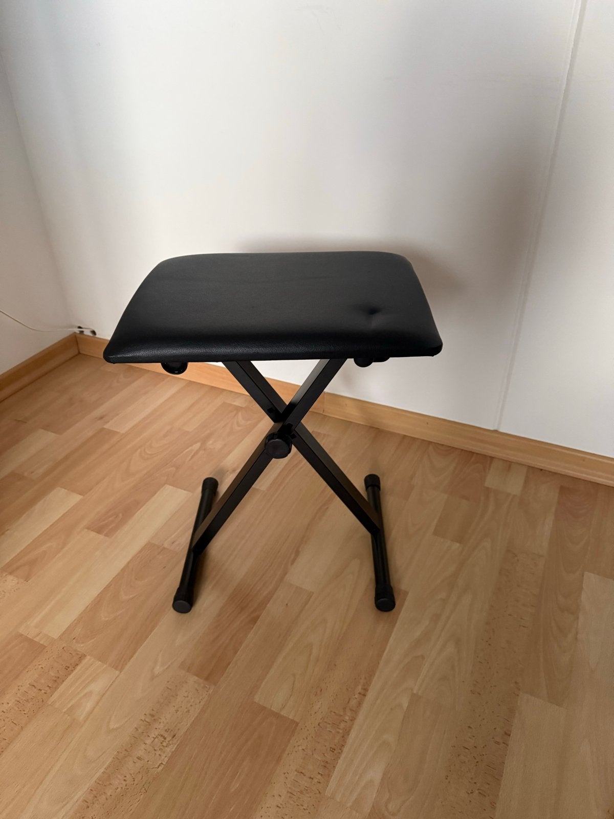 Opvouwbaar keyboardkrukje - Zwart, Muziek en Instrumenten, Ophalen, Zo goed als nieuw, Instrumentstandaard, Keyboard of Synthesizer