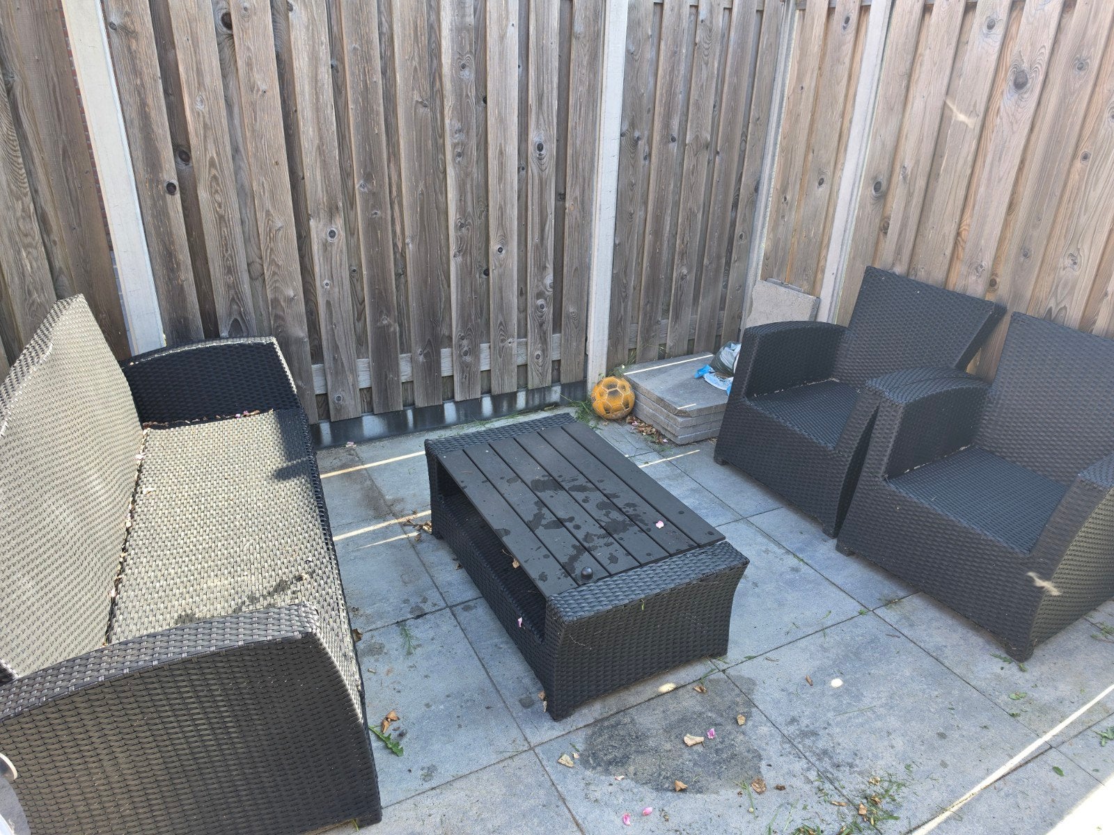 Loungeset met opbergkist - Zwart Wicker, Tuin en Terras, Ophalen, 4 zitplaatsen, Gebruikt, Bank