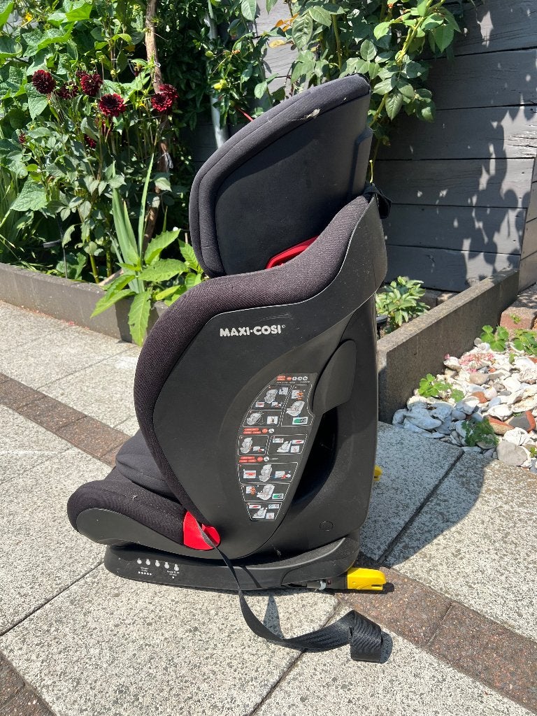 Maxi cosi titan autostoel, Kinderen en Baby's, Autostoeltjes, Ophalen, Autogordel, Zo goed als nieuw, 9 t/m 36 kg