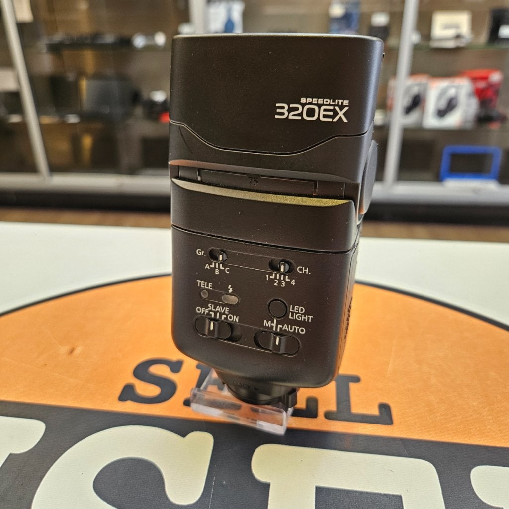 Canon Speedlite 320EX Flitser, Canon, Zo goed als nieuw, Support@canon.com, 30-2, Shimomaruko 3-chome, Ohta-ku
Tokyo 146-8501
Japan