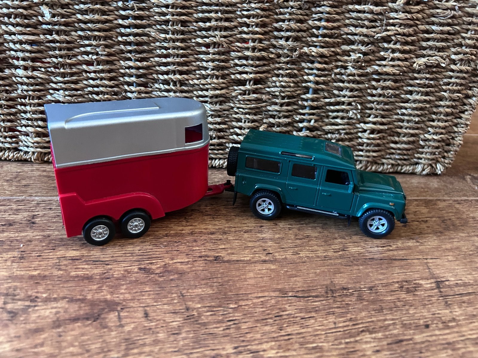 Land rover met paarden trailer - speelgoed, Ophalen of Verzenden, Zo goed als nieuw