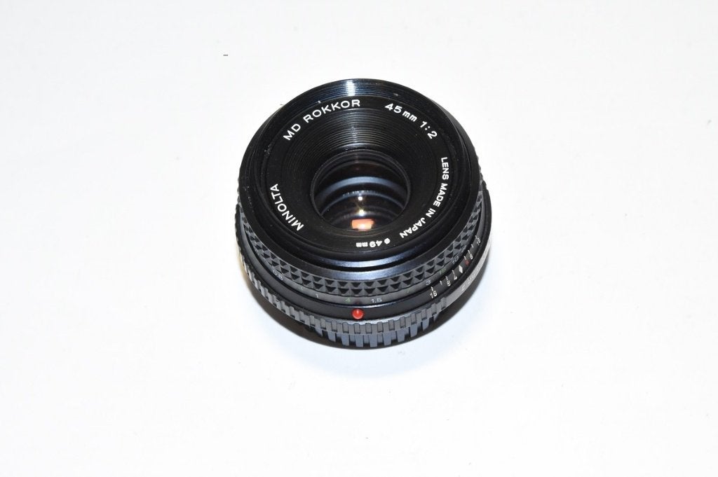Minolta MD Rokkor 45mm f2 Pancake lens, Gebruikt, 45 mm, Ophalen of Verzenden, Standaardlens