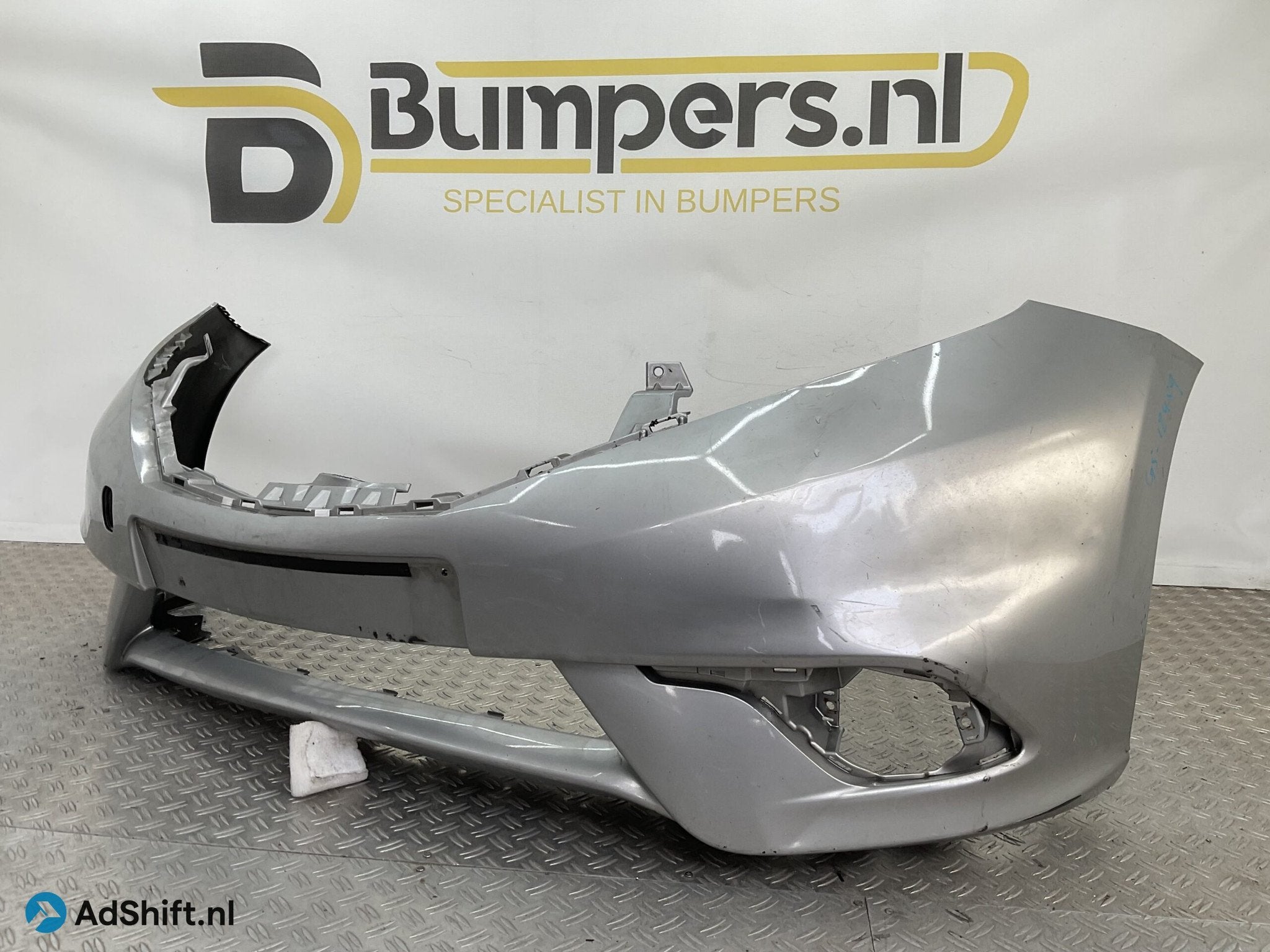Bumper Nissan Note Sport 14-17 62022-3WF0H Voorbumper G5-184, Bumper