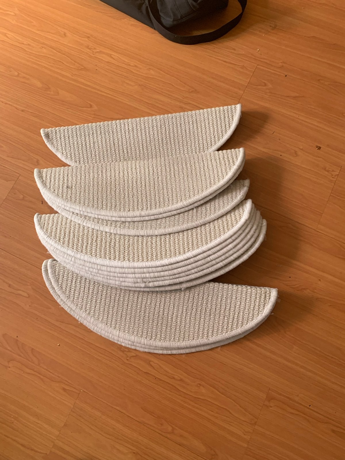 Set van 15 Halfronde Trapmatten - Beige, Huis en Inrichting, Minder dan 50 cm, Gebruikt, Beige, 200 cm of meer