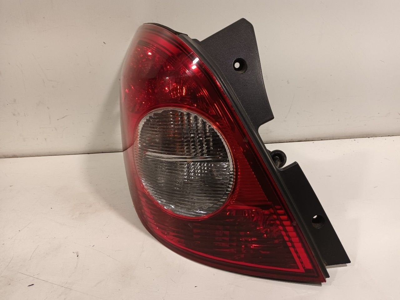 Achterlicht links buiten Opel Antara, Auto-onderdelen, Verlichting, Onderdelen@venauto.nl, Van der Ven Autorecycling B.V., Gebruikt