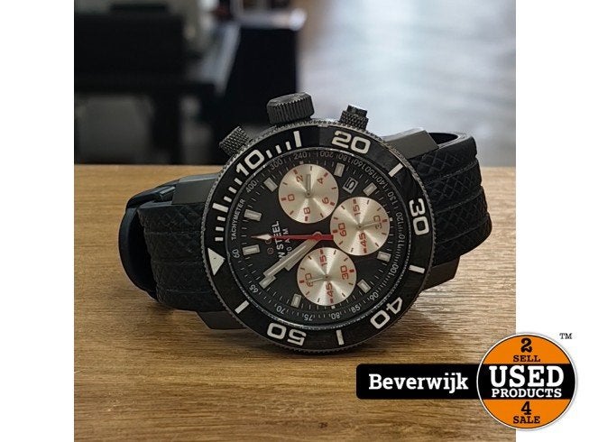 TW Steel Grandeur Diver TW704 Heren Horloge - In Nette Staat, Sieraden, Tassen en Uiterlijk, TW Steel, Zo goed als nieuw, Support@twsteel.com