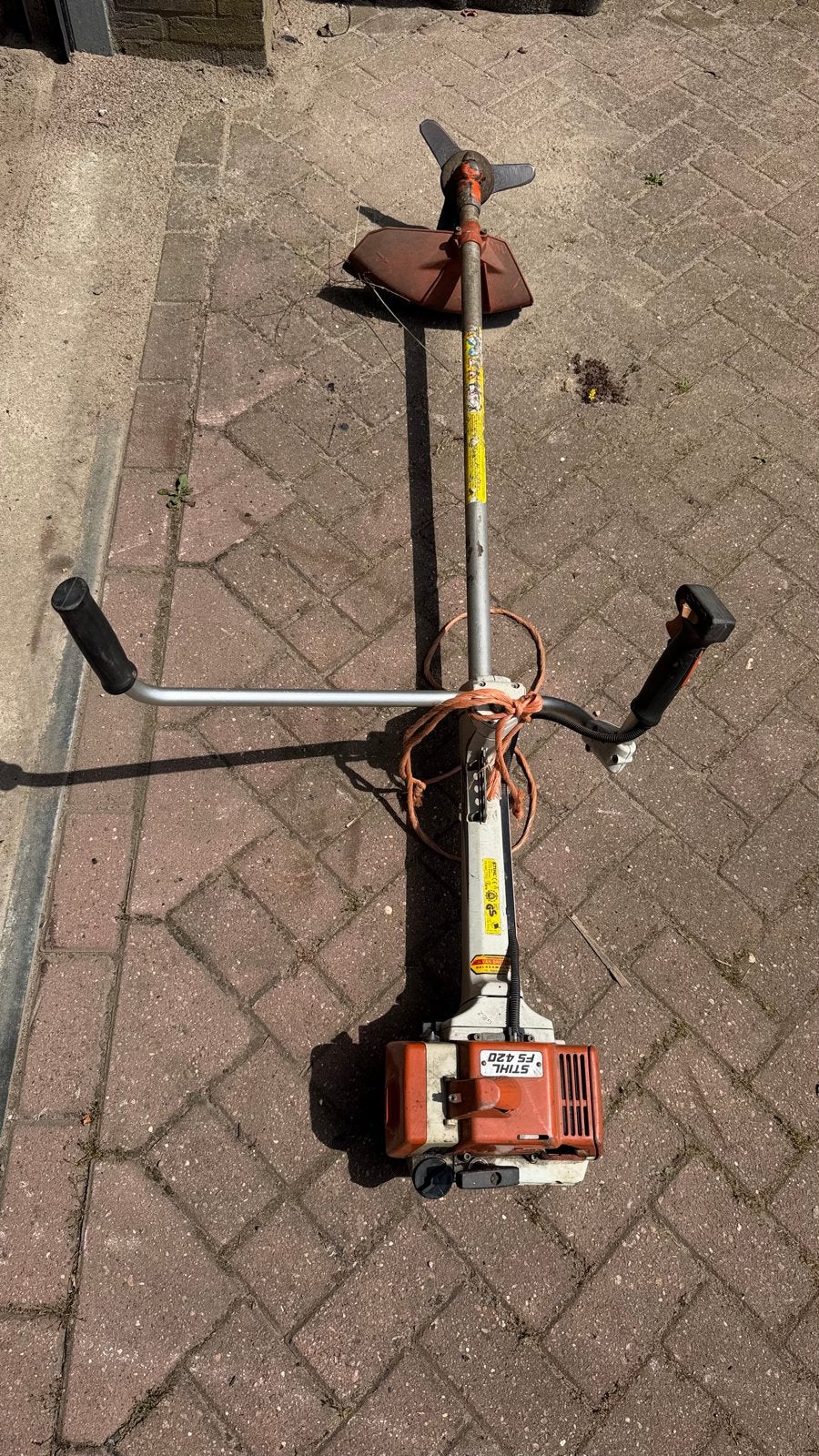 Stihl FS 420 Bosmaaier - Krachtig en Betrouwbaar, Tuin en Terras, Bosmaaiers, Ophalen of Verzenden, Gebruikt, 30 tot 50 cm, Benzine