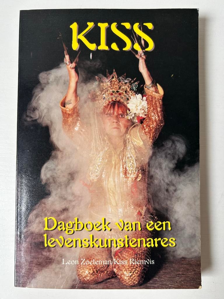 L. Zoeteman - Kiss, Gelezen, Achtergrond en Informatie, Astrologie, Ophalen of Verzenden
