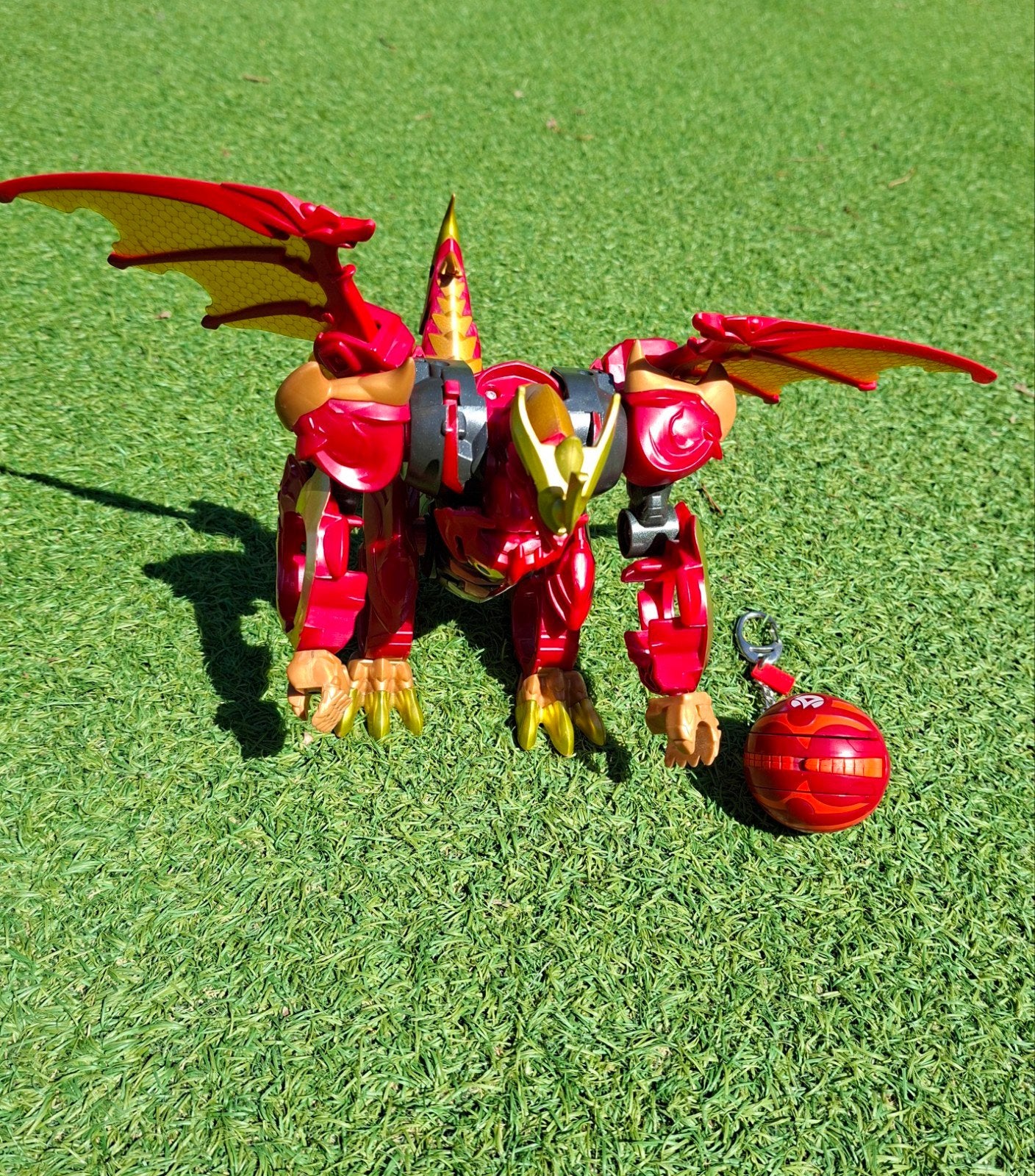 Bakugan draak, Kinderen en Baby's, Speelgoed | Actiefiguren, Ophalen of Verzenden, Zo goed als nieuw