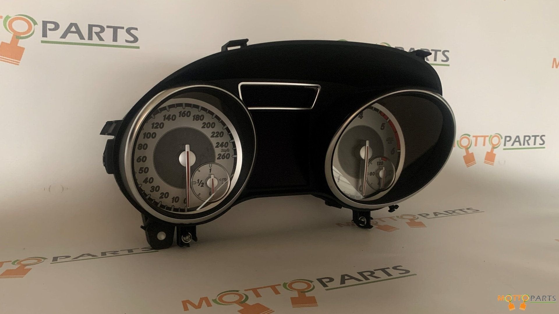 Mercedes-Benz Tellerklok Cockpit A1179006700 - A1179013000, Gebruikt, -, Ophalen of Verzenden, -