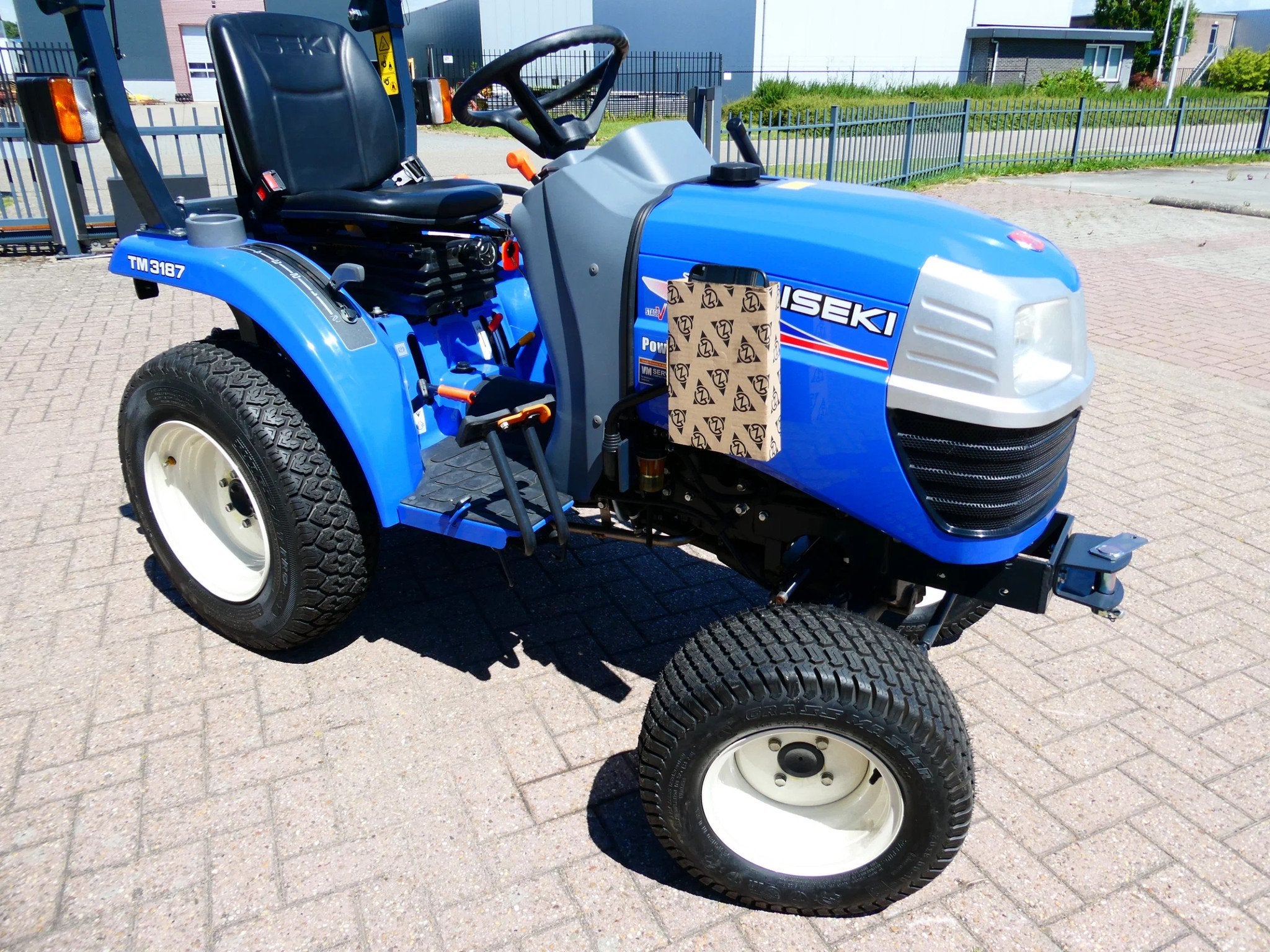 Iseki TM3187 4wd / 00104 Draaiuren / Gazonbanden, Overige merken, Gebruikt, De Maalstroom 3
8255 RN  Swifterbant, VM Service