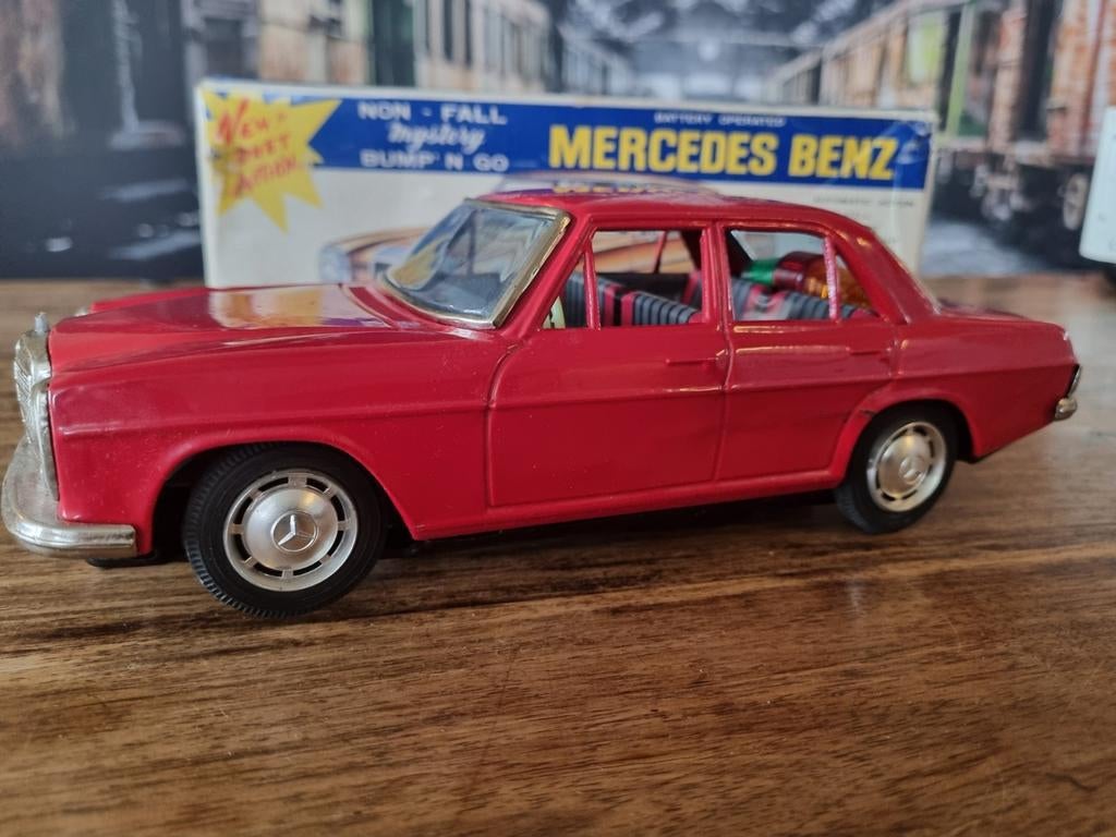 Vintage Mercedes Benz Speelgoedauto met Originele Doos, Overige merken, Auto, 1:32 tot 1:50, Ophalen of Verzenden