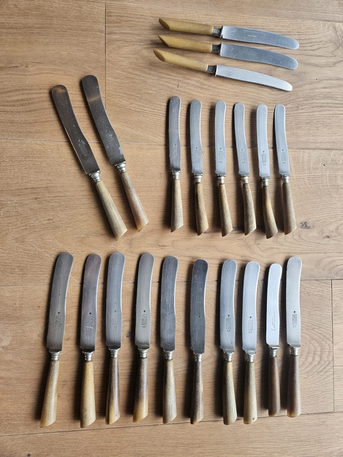 Vintage F. Herder Solingen messen met houten handvat, Antiek en Kunst, Ophalen of Verzenden