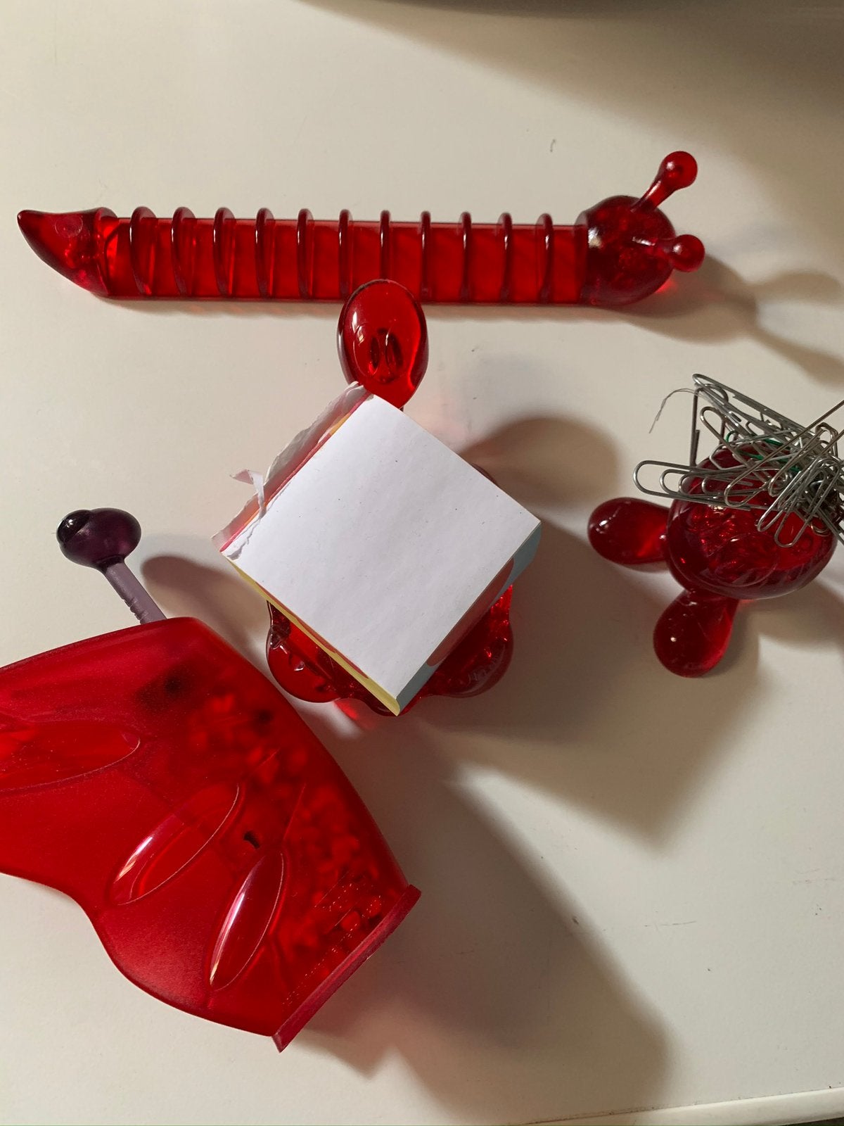 Rode Bureau accessoires van Koziol. De “rups” is verkocht!, Ophalen of Verzenden, Zo goed als nieuw