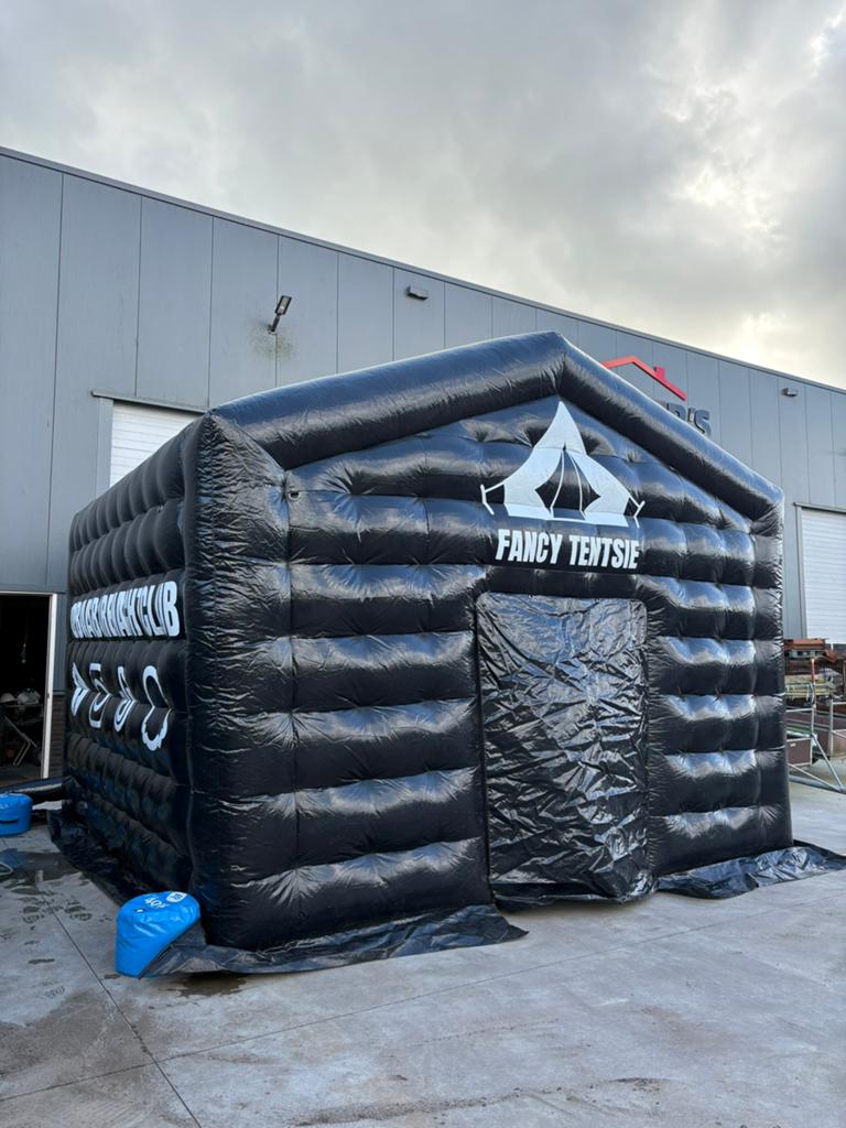 Te huur opblaasbare nachtclub / feesttent 5x5 pvc, Hobby en Vrije tijd, Feestartikelen | Verhuur, Ophalen, Zo goed als nieuw, Overige