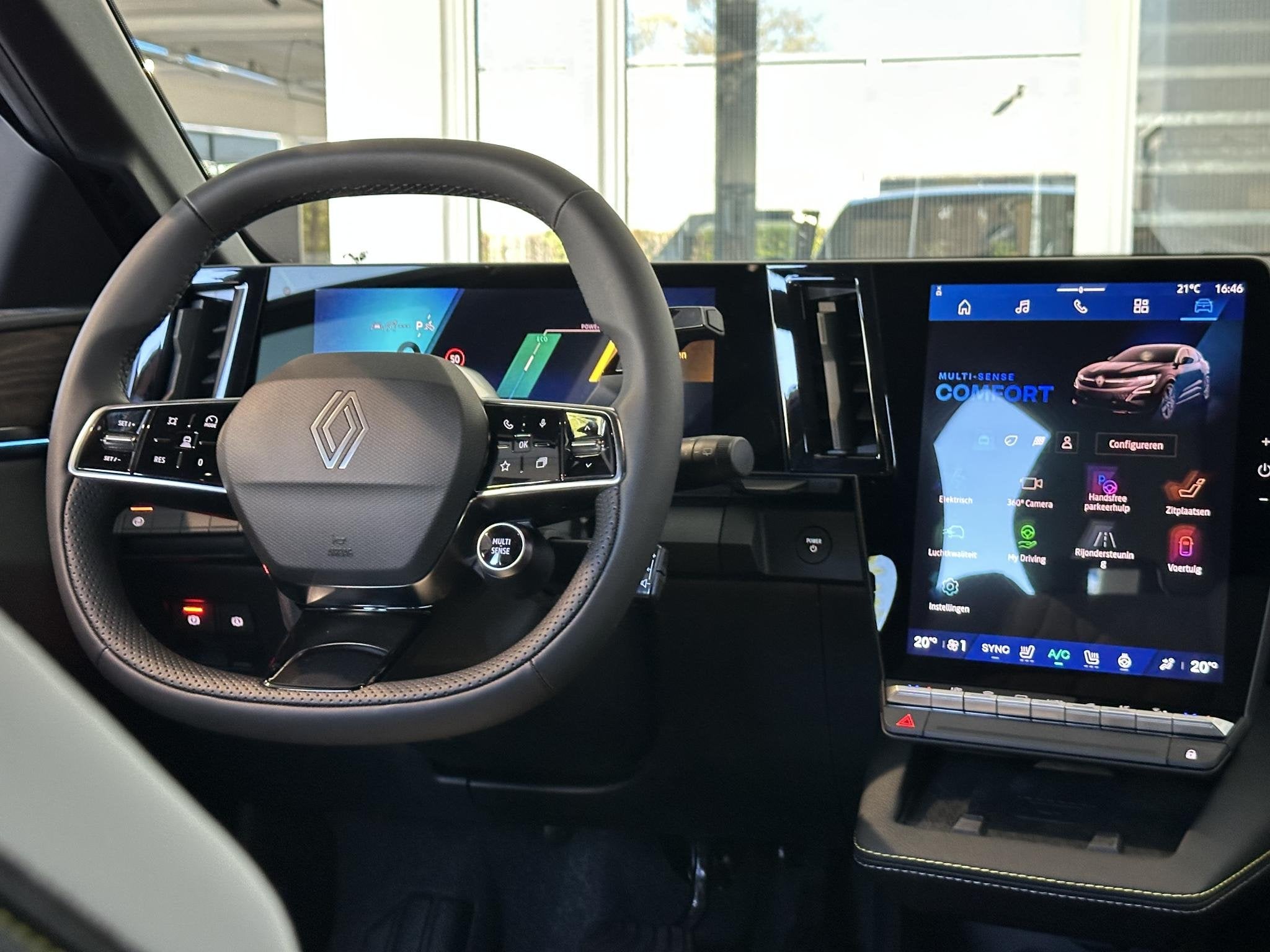 Renault Megane E-Tech comfort range iconic 60 kWh DEMO | FUL, Auto's, Huisgarantie, 385 min, Zwart, 1619 kg