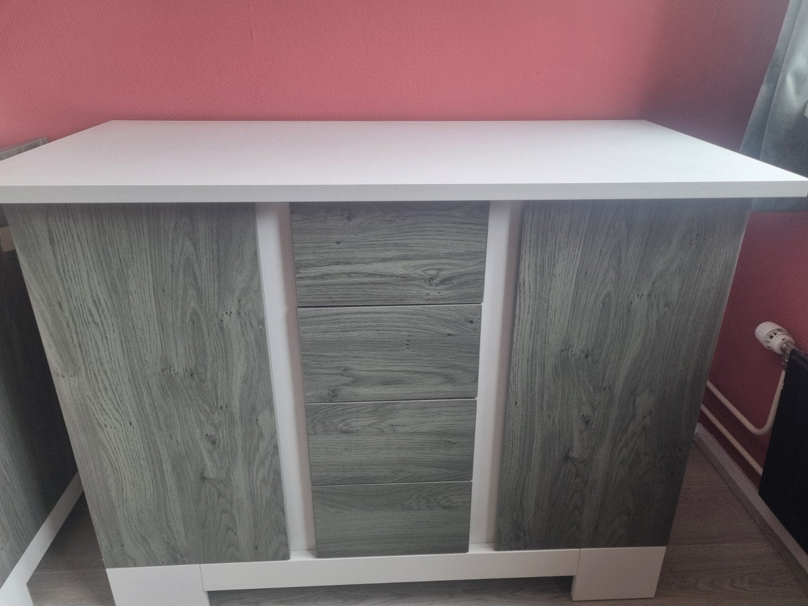 TWF Commode wit met grijshoutlook, Kinderen en Baby's, Kinderkamer | Commodes en Kasten, Ophalen