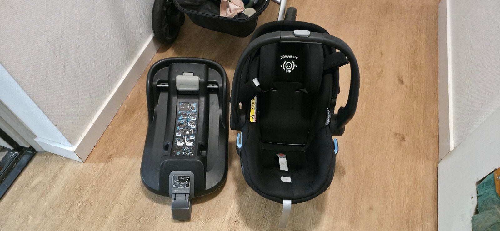 UPPAbaby MESA i-SIZE autostoel met Isofix base, Overige merken, Zo goed als nieuw, Isofix, 0 t/m 13 kg