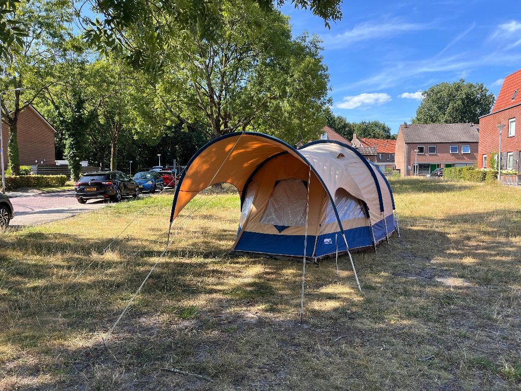Vrijbuiter koepeltent met luifel, Ophalen, Gebruikt, Tot en met 3