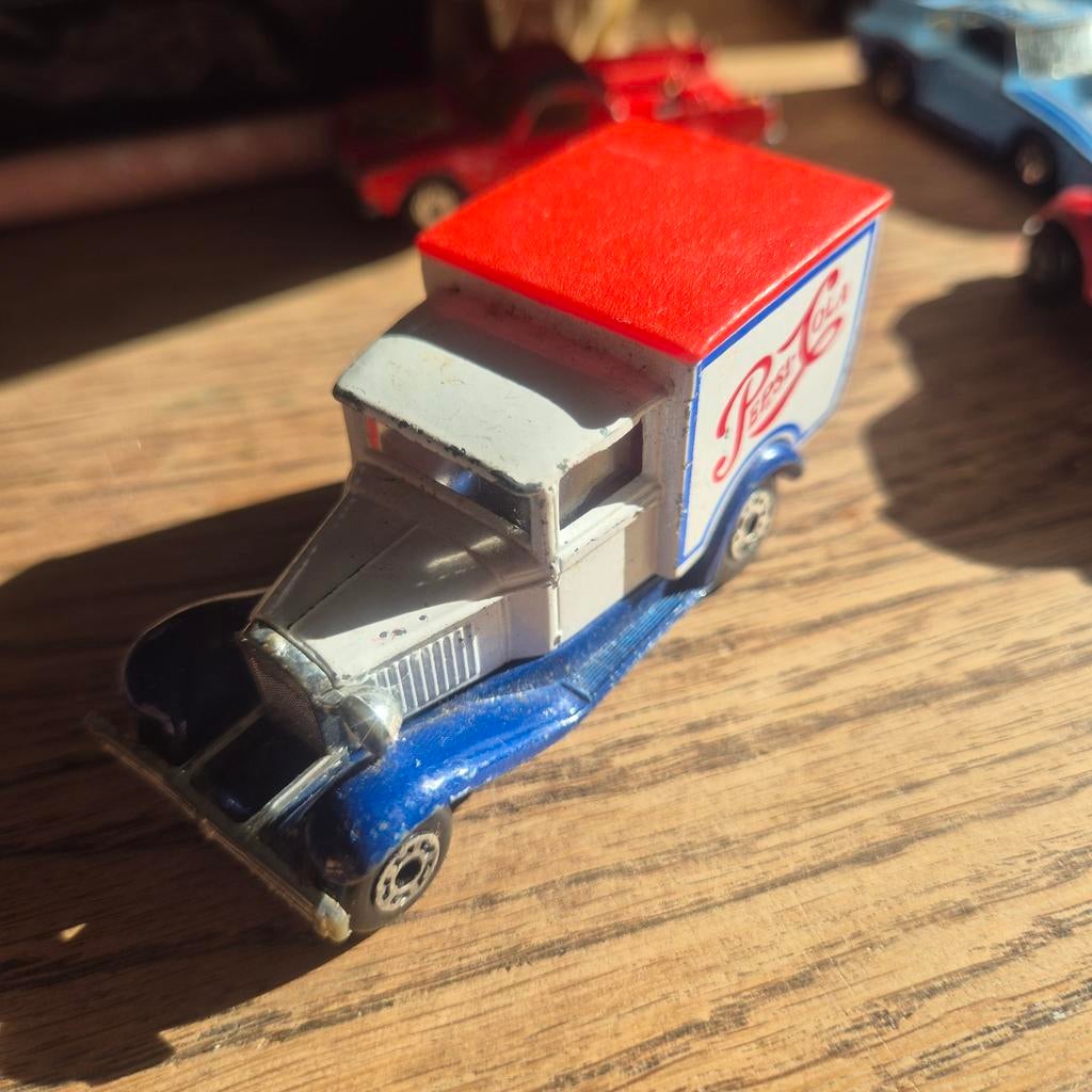 Matchbox, Hobby en Vrije tijd, Modelauto's | Overige schalen, Verzenden, Gebruikt, Auto